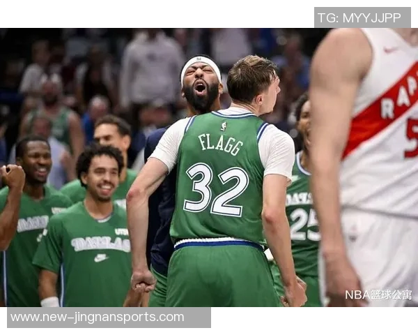 势如破竹的精彩瞬间弗拉格飞身大帽拉塞尔助攻浓眉空中暴扣 势如破竹的精彩瞬间弗拉格飞身大帽拉塞尔助攻浓眉空中暴扣