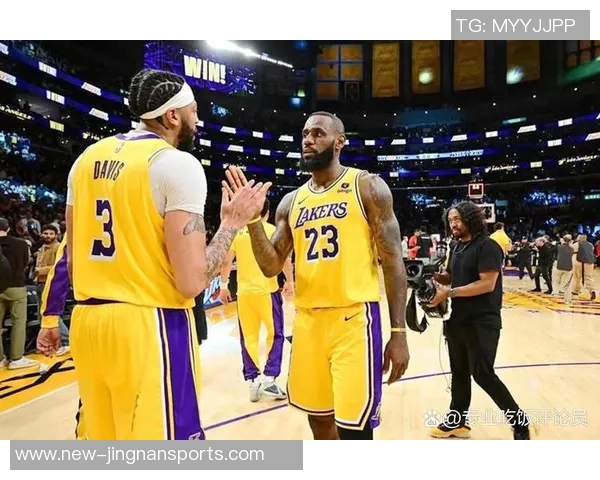 里夫斯签下5年24亿合同詹姆斯续约影响湖人薪资策略分析