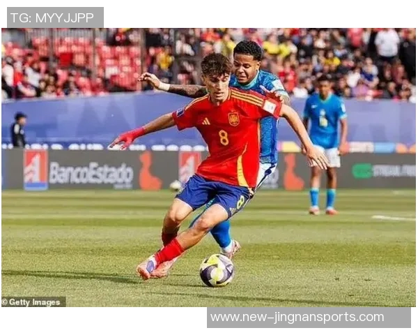 尤文图斯关注埃尔切中场门多萨面临曼城皇马激烈竞争 尤文图斯关注埃尔切中场门多萨面临曼城皇马激烈竞争